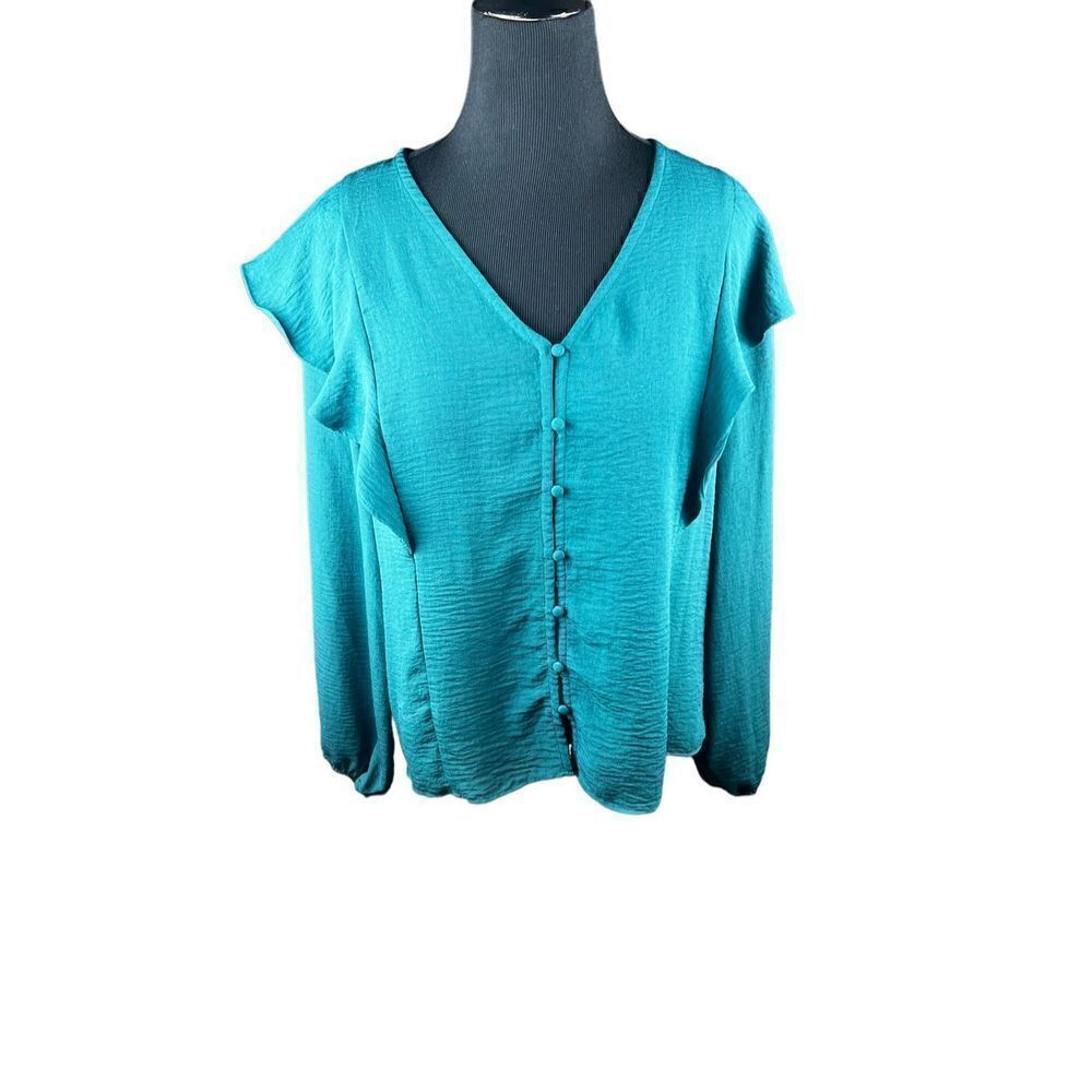 Nine west green v neck ruffle long sleeve button up blouse Xl girly career